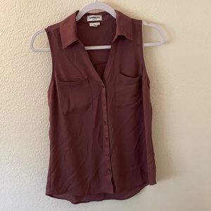 Sleeveless blouse